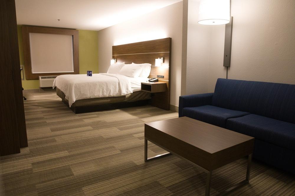 Holiday Inn Express By Ihg Дуглас Экстерьер фото