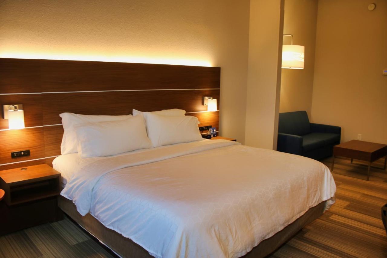 Holiday Inn Express By Ihg Дуглас Экстерьер фото