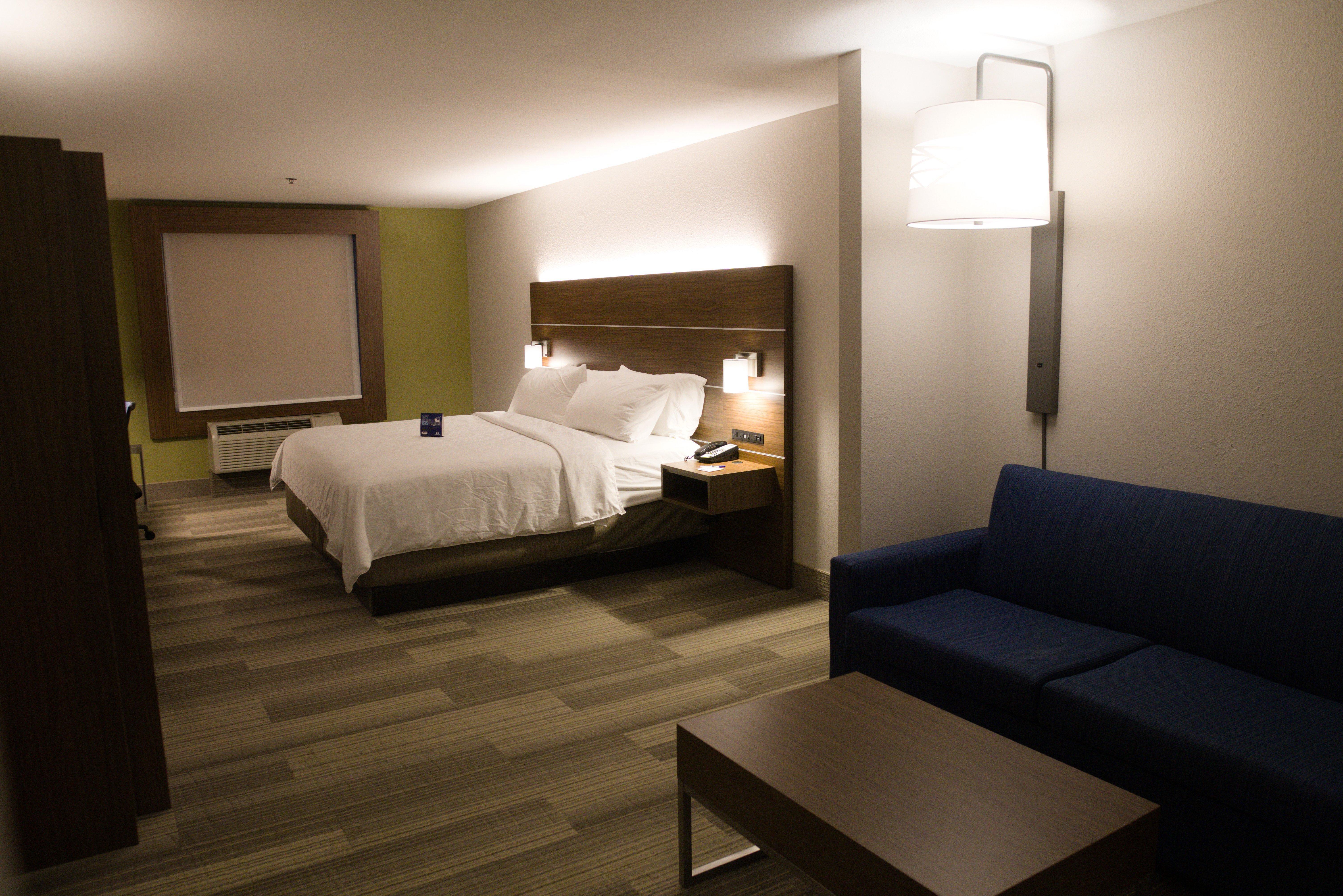 Holiday Inn Express By Ihg Дуглас Экстерьер фото