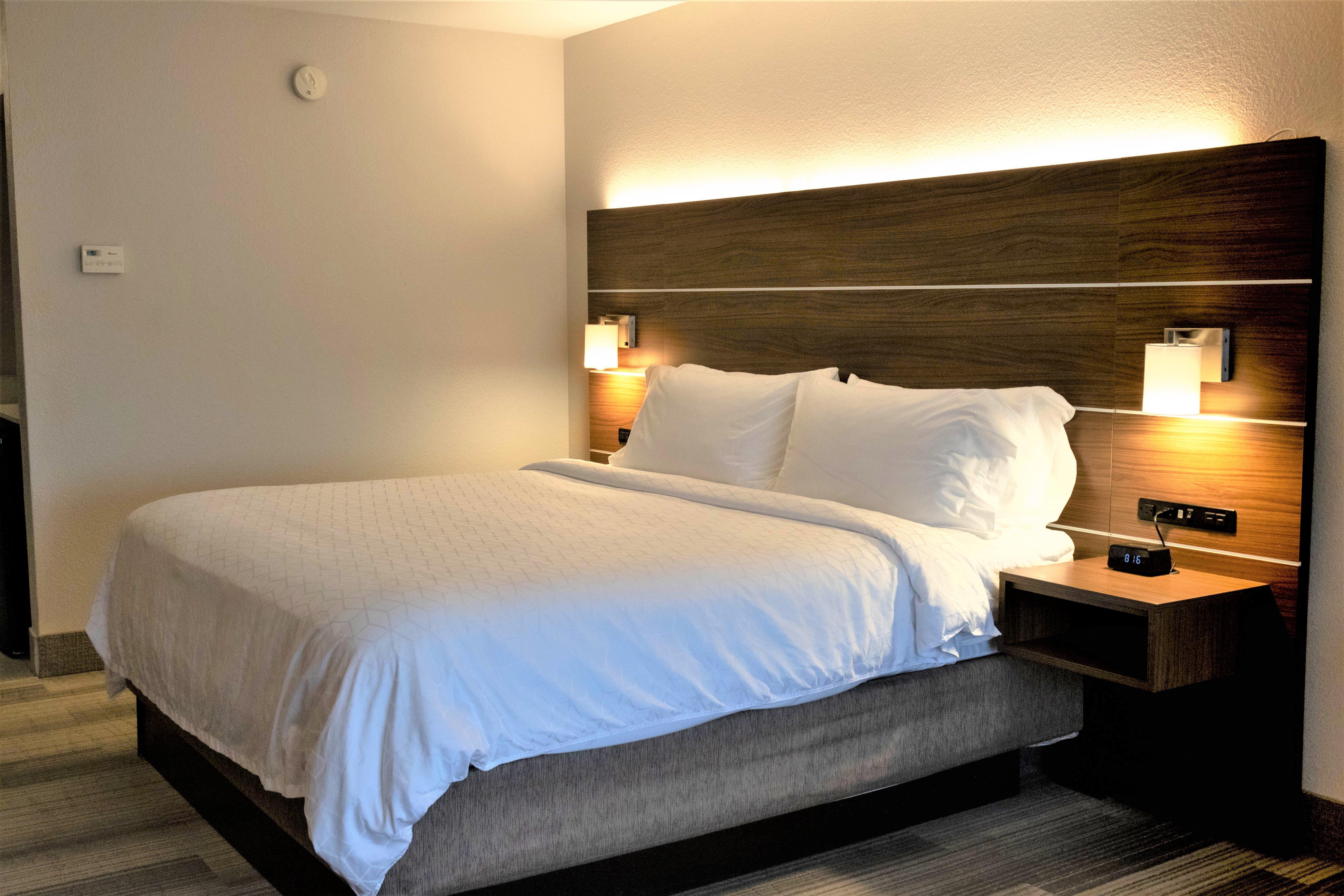 Holiday Inn Express By Ihg Дуглас Экстерьер фото