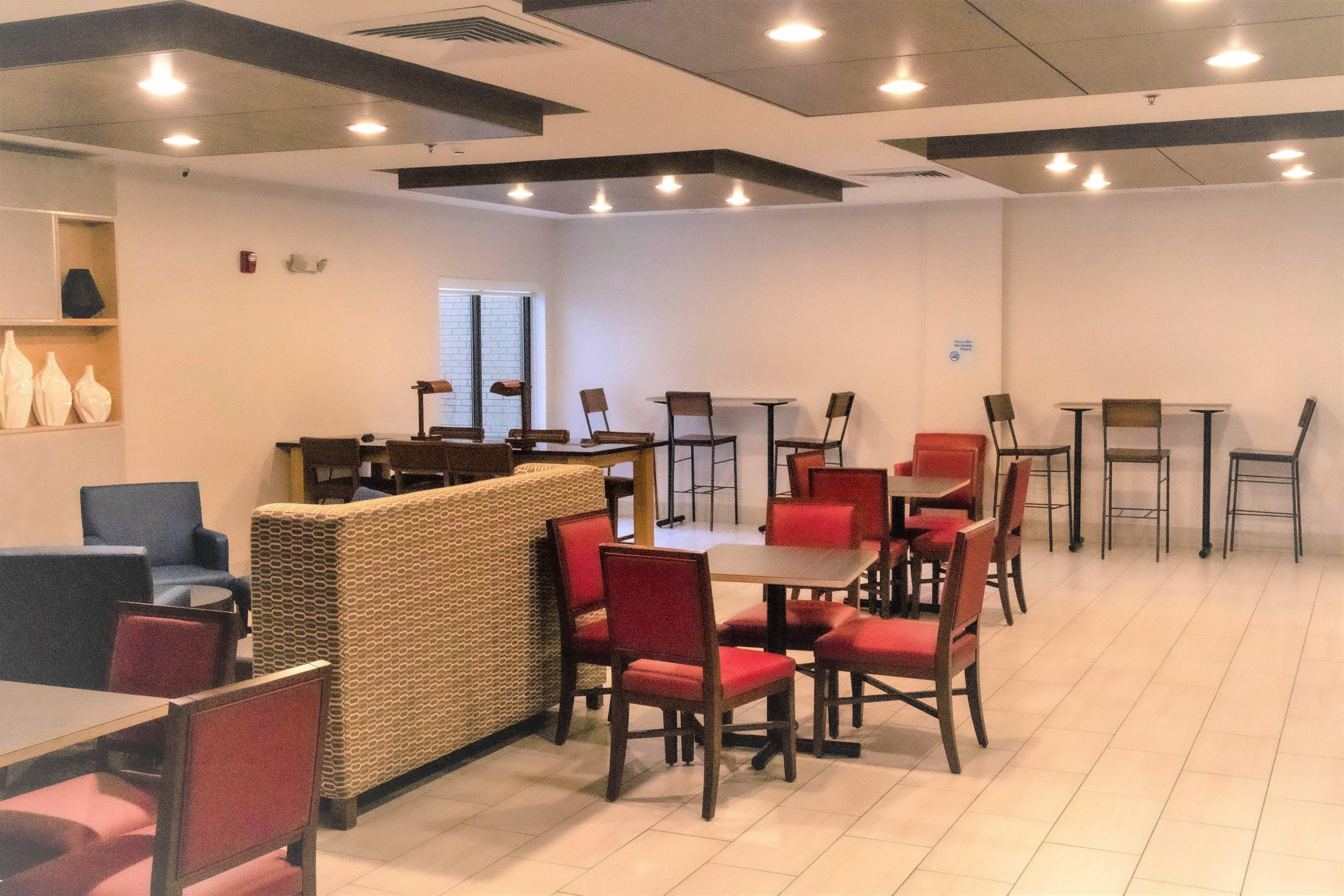 Holiday Inn Express By Ihg Дуглас Экстерьер фото